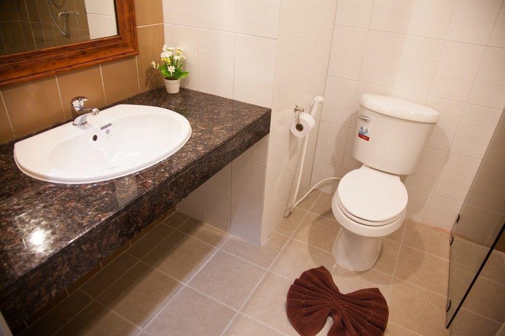 Morage Hotel Phitsanulok Ngoại thất bức ảnh