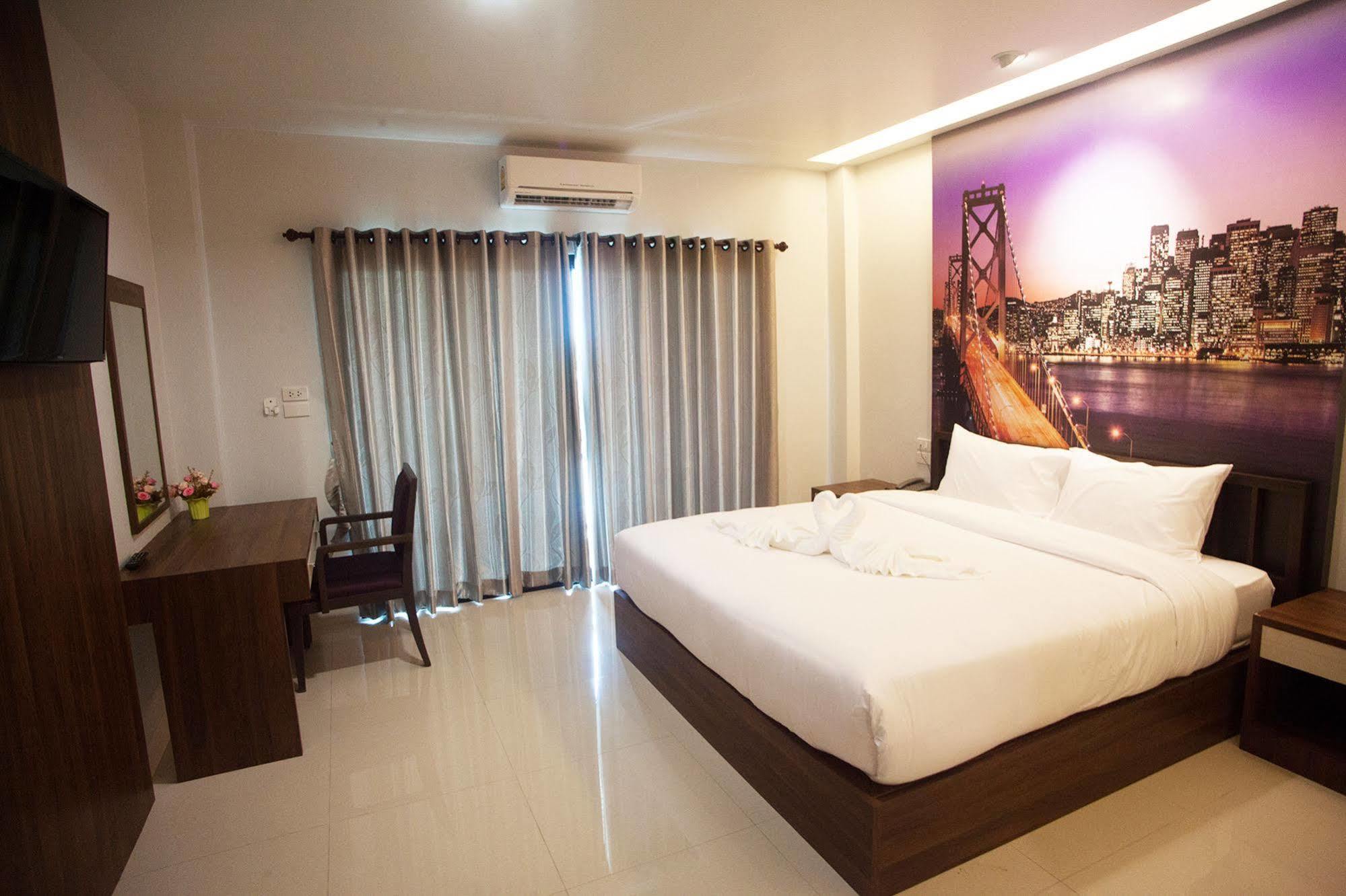 Morage Hotel Phitsanulok Ngoại thất bức ảnh